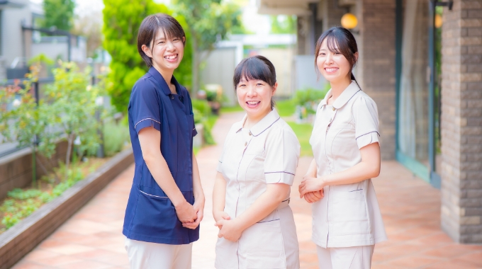 働きながら資格取得を目指せる！資格取得サポート